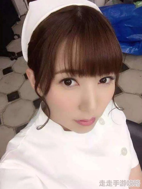 波多野结衣护士系列播放，剧情设定新颖，演员表现出色，让人期待后续发展